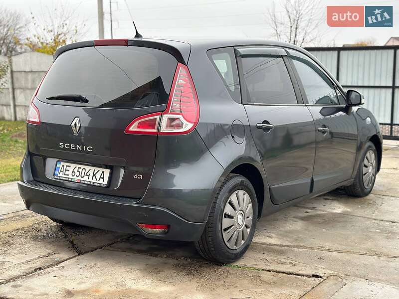 Мінівен Renault Scenic 2011 в Чорнобаї