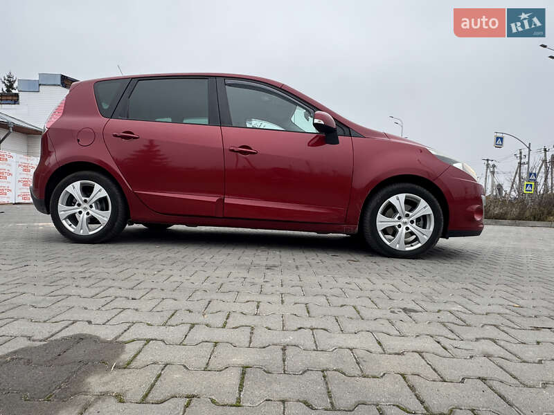 Минивэн Renault Scenic 2010 в Виннице