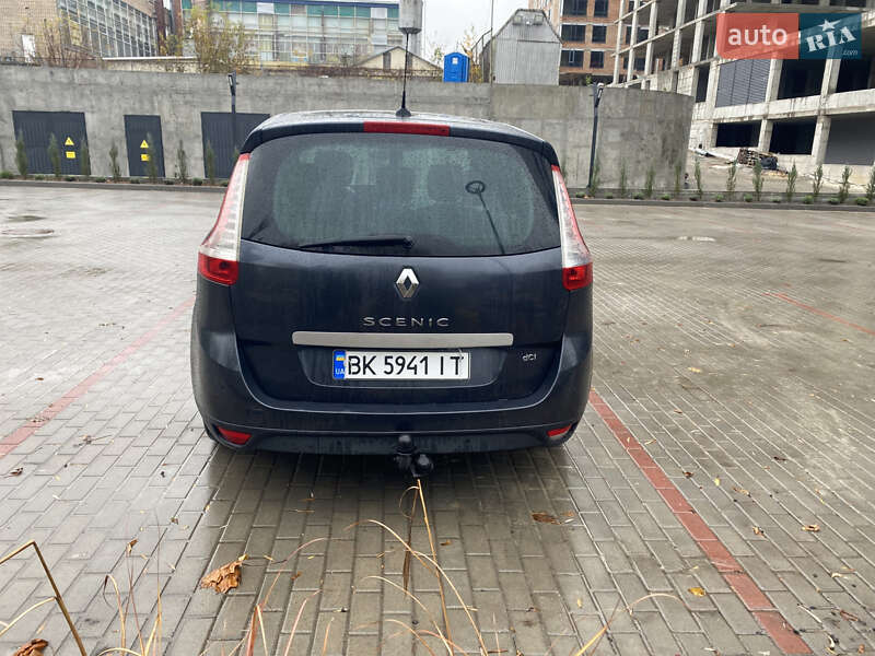Мінівен Renault Scenic 2011 в Рівному