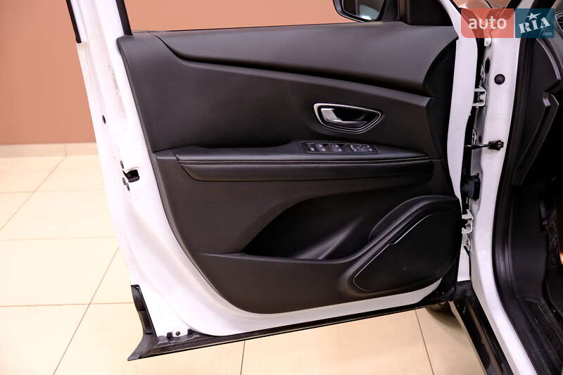 Мінівен Renault Scenic 2017 в Одесі