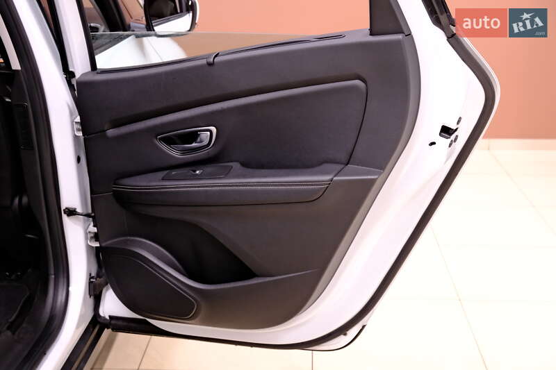 Мінівен Renault Scenic 2017 в Одесі