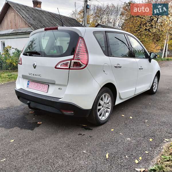 Мінівен Renault Scenic 2011 в Рівному