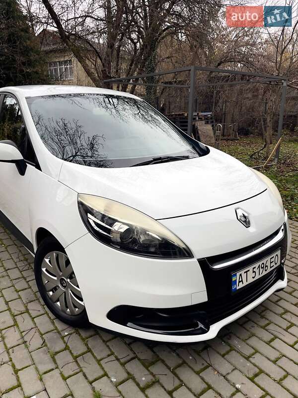 Минивэн Renault Scenic 2012 в Ивано-Франковске фото 10 Минивэн Renault Scenic 2012 в Ивано-Франковске