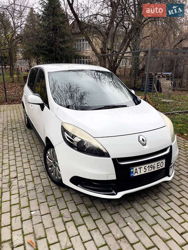 Минивэн Renault Scenic 2012 в Ивано-Франковске фото 13 Минивэн Renault Scenic 2012 в Ивано-Франковске