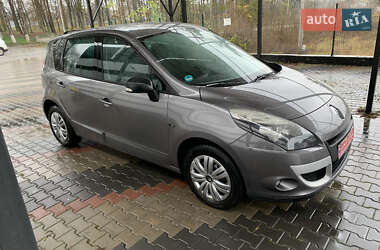 Минивэн Renault Scenic 2009 в Виннице