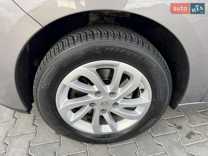 Мінівен Renault Scenic 2013 в Луцьку