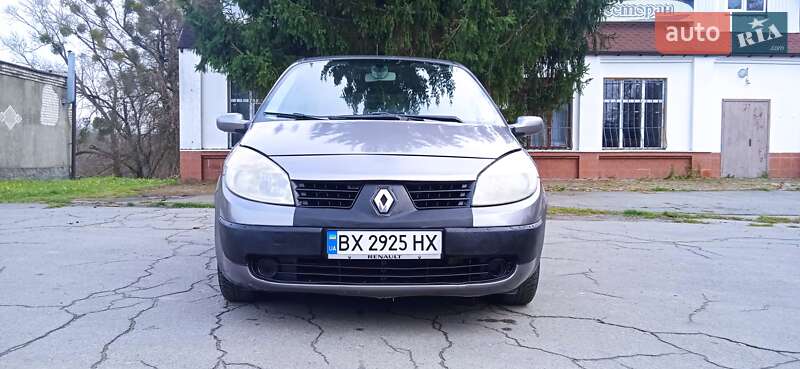 Минивэн Renault Scenic 2005 в Славуте