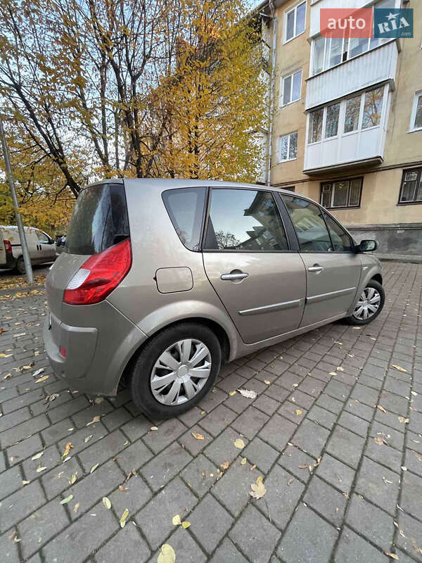 Мінівен Renault Scenic 2008 в Луцьку