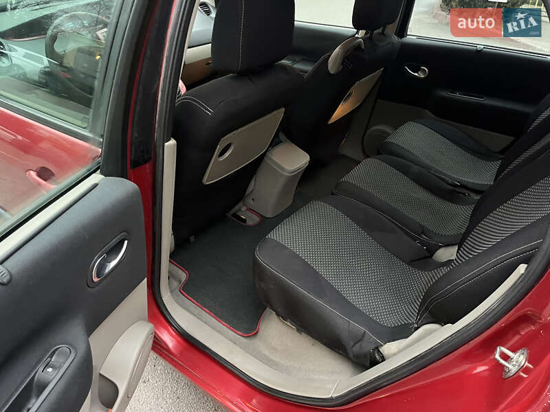 Минивэн Renault Scenic 2003 в Софиевской Борщаговке