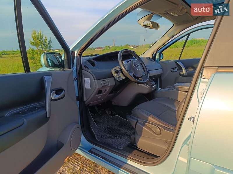 Мінівен Renault Scenic 2008 в Дубровиці