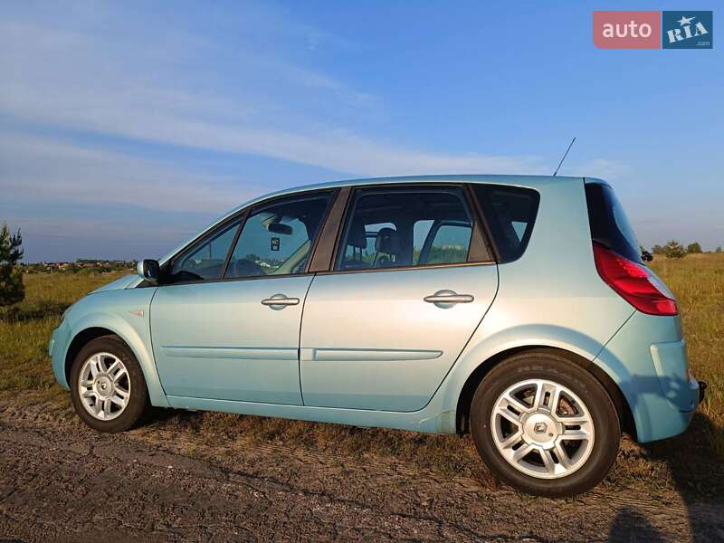 Мінівен Renault Scenic 2008 в Дубровиці