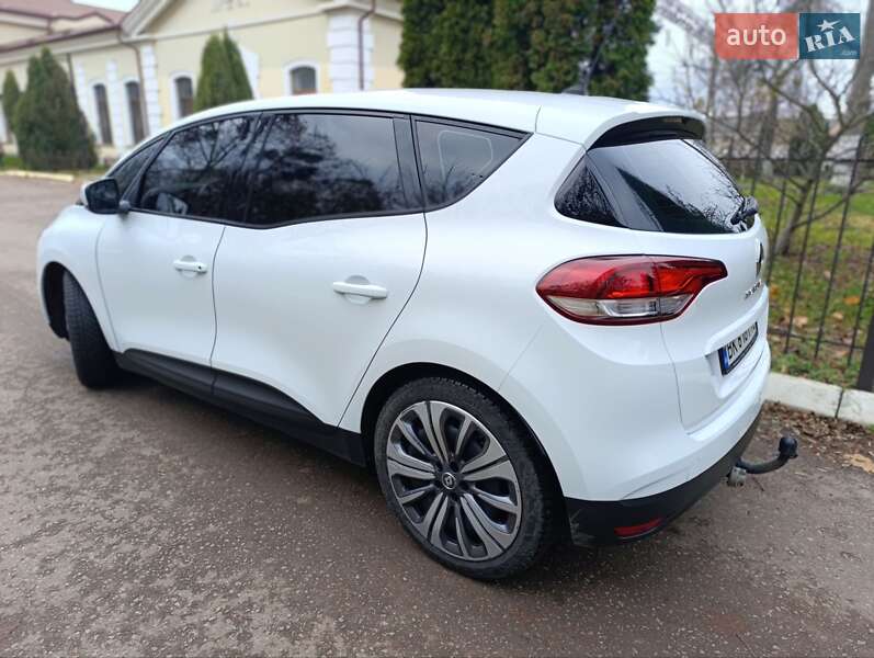 Мінівен Renault Scenic 2016 в Бродах