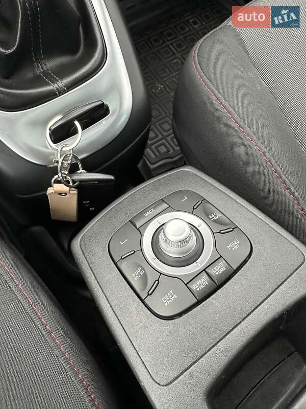 Минивэн Renault Scenic 2013 в Сумах