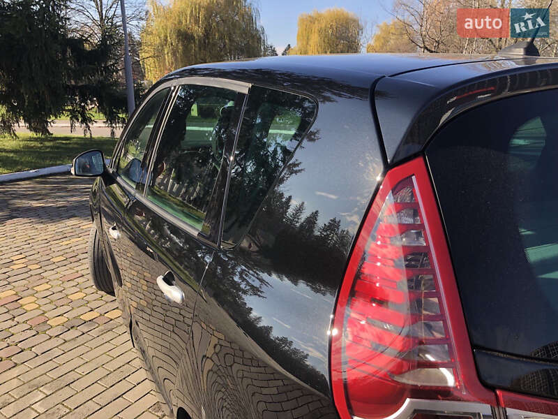 Минивэн Renault Scenic 2011 в Луцке фото 20 Минивэн Renault Scenic 2011 в Луцке