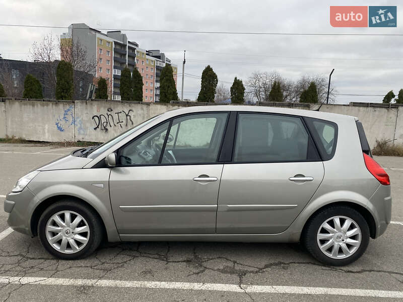 Минивэн Renault Scenic 2006 в Белогородке