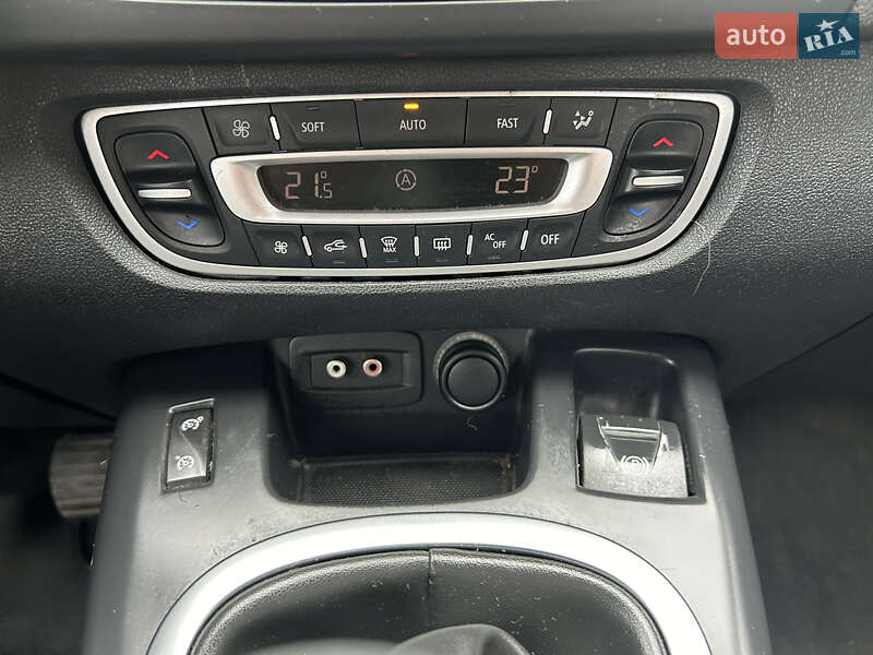 Мінівен Renault Scenic 2012 в Полтаві