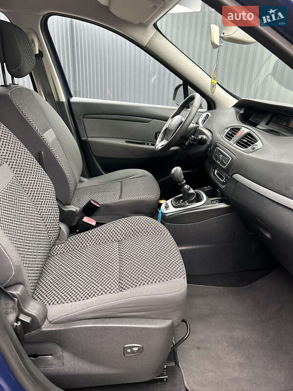Мінівен Renault Scenic 2012 в Полтаві