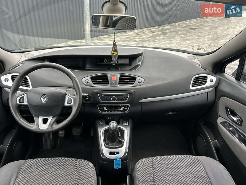 Мінівен Renault Scenic 2012 в Полтаві