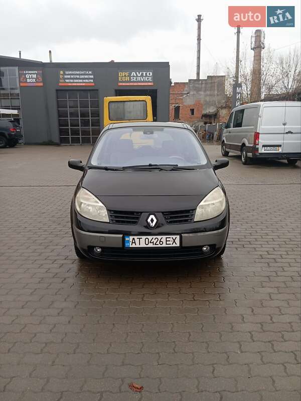 Минивэн Renault Scenic 2004 в Калуше