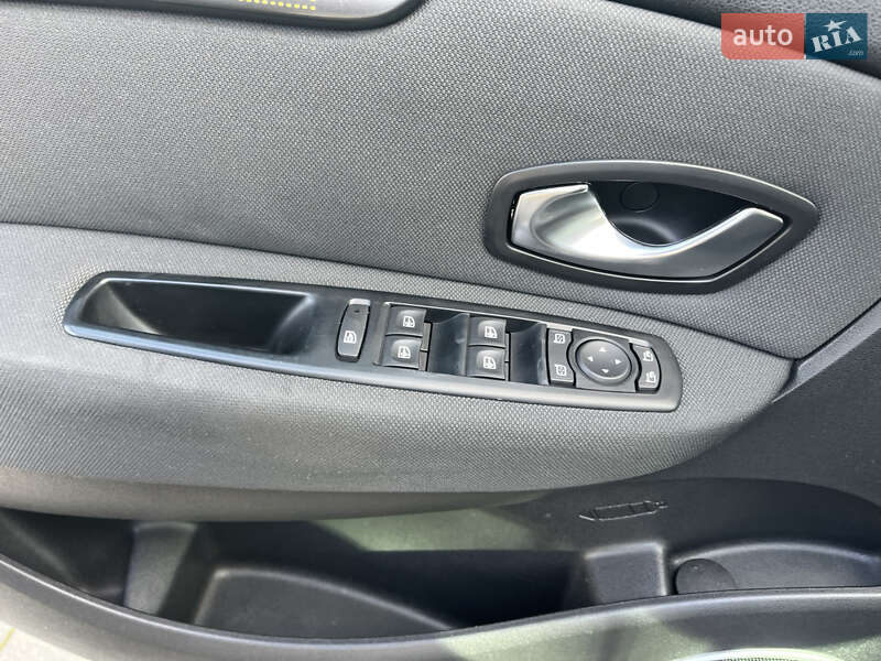 Минивэн Renault Scenic 2010 в Бродах