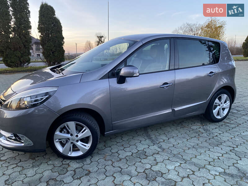 Мінівен Renault Scenic 2013 в Дубні