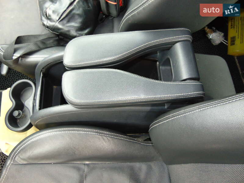 Мінівен Renault Scenic 2008 в Харкові