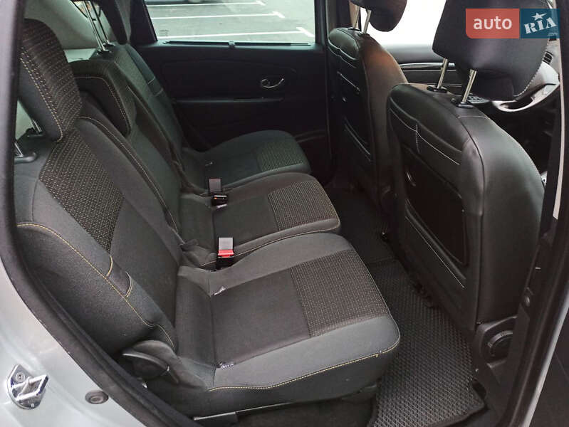 Минивэн Renault Scenic 2015 в Киеве фото 26 Минивэн Renault Scenic 2015 в Киеве