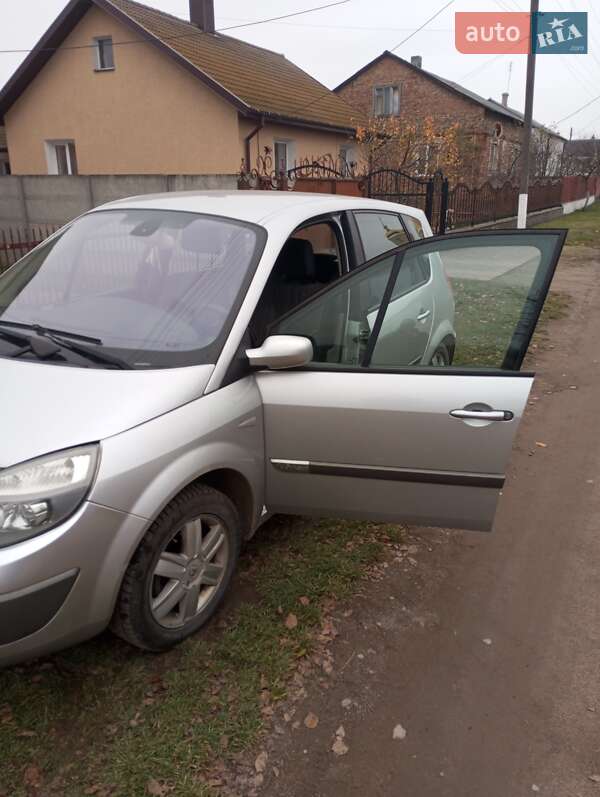 Мінівен Renault Scenic 2004 в Радивиліві фото 4 Мінівен Renault Scenic 2004 в Радивиліві