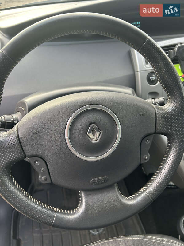 Минивэн Renault Scenic 2008 в Кривом Роге