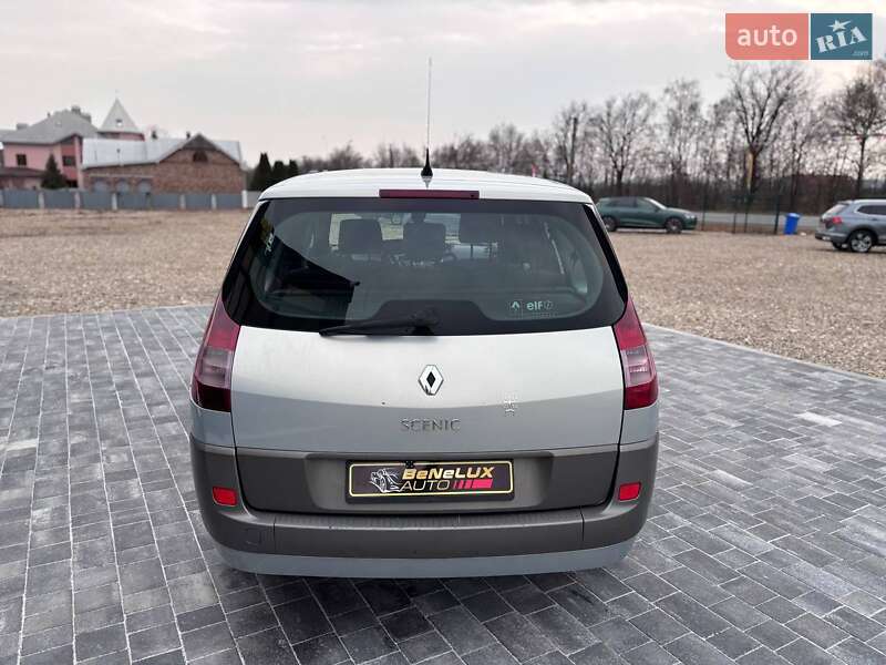 Мінівен Renault Scenic 2004 в Коломиї