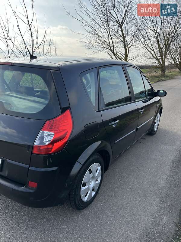 Мінівен Renault Scenic 2007 в Кагарлику