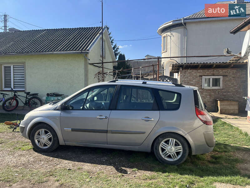 Минивэн Renault Scenic 2004 в Черновцах