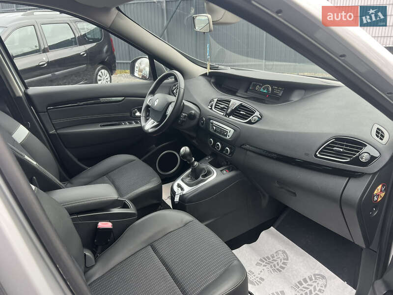 Минивэн Renault Scenic 2012 в Виннице