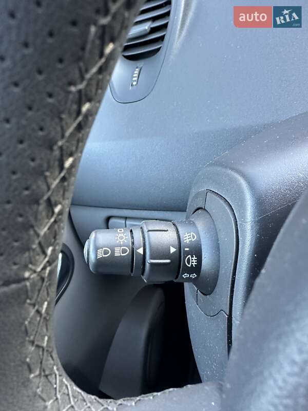 Минивэн Renault Scenic 2006 в Сумах