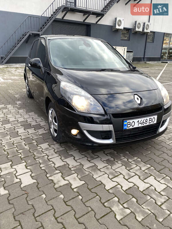 Мінівен Renault Scenic 2011 в Хмельницькому