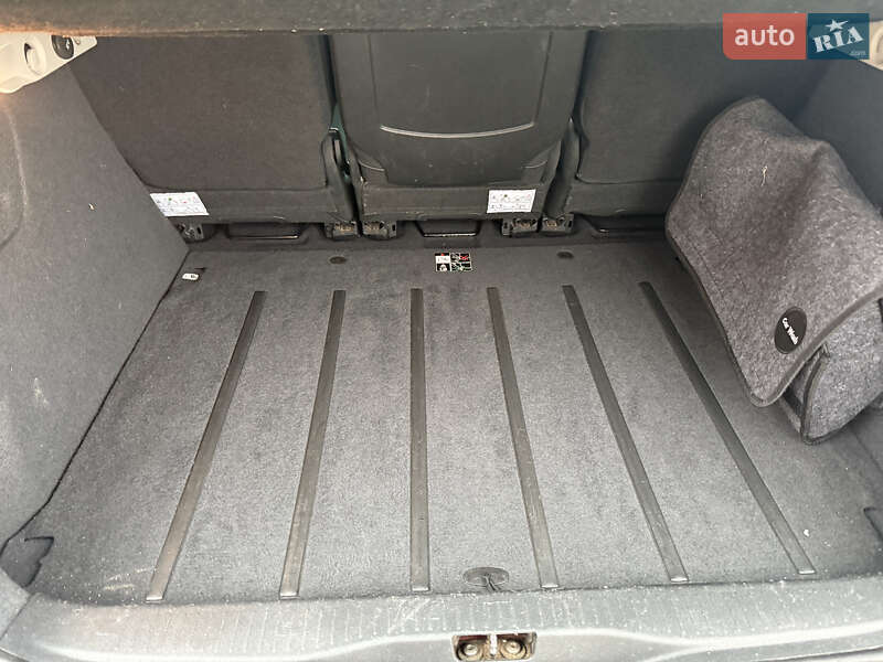 Минивэн Renault Scenic 2010 в Киеве фото 13 Минивэн Renault Scenic 2010 в Киеве