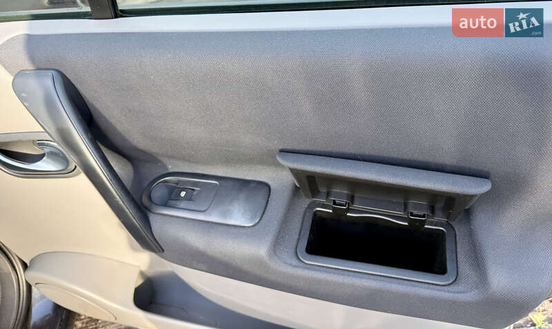 Мінівен Renault Scenic 2007 в Запоріжжі