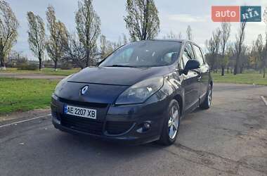 Минивэн Renault Scenic 2011 в Каменском