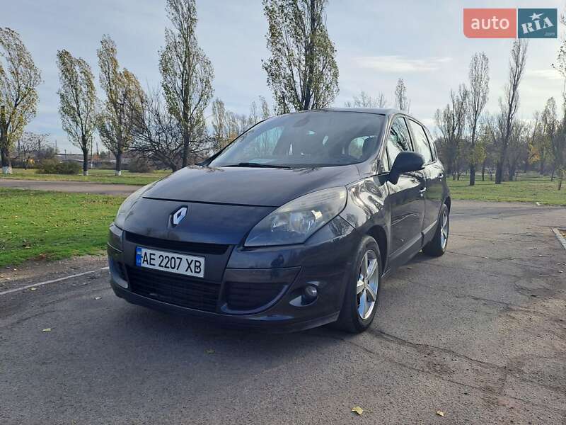 Renault Scenic 2011