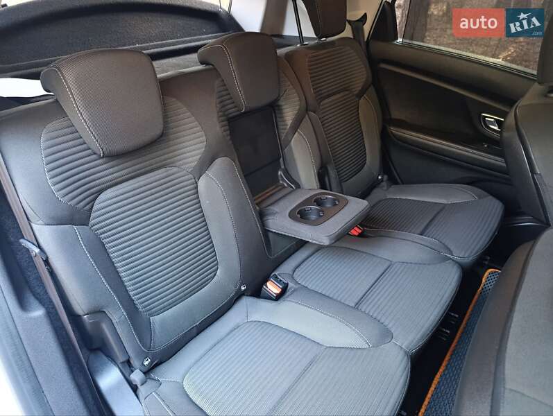 Минивэн Renault Scenic 2017 в Житомире