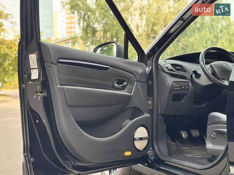 Мінівен Renault Scenic 2014 в Києві фото 55 Мінівен Renault Scenic 2014 в Києві