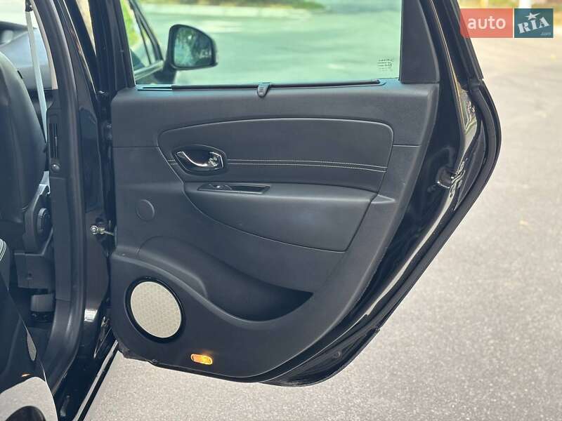 Мінівен Renault Scenic 2014 в Києві фото 57 Мінівен Renault Scenic 2014 в Києві