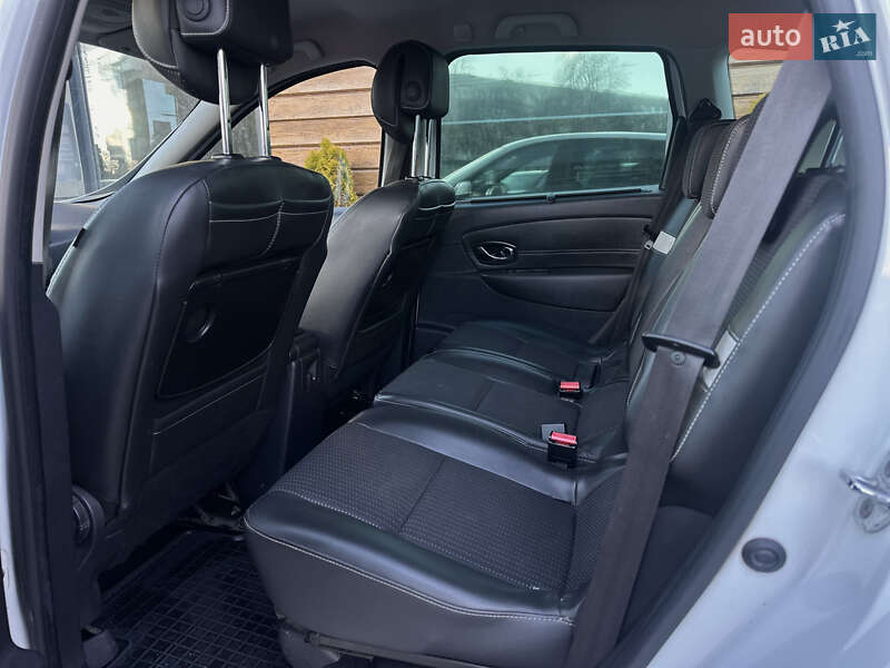 Мінівен Renault Scenic 2012 в Шептицькому