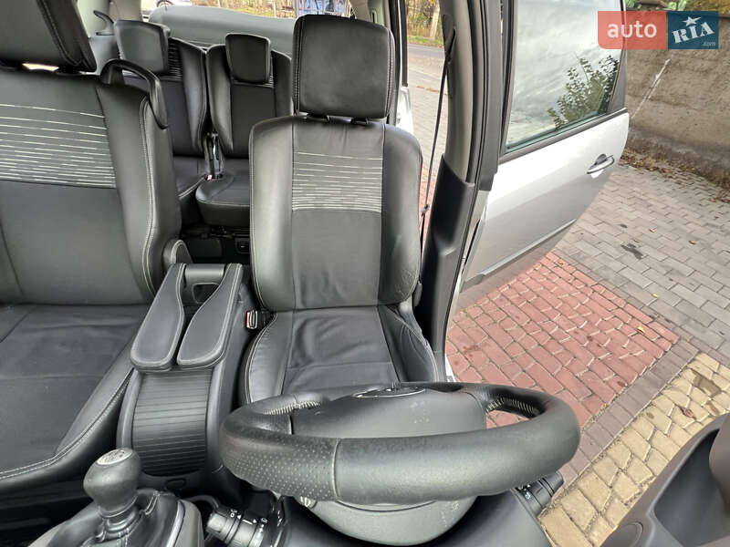 Мінівен Renault Scenic 2008 в Одесі
