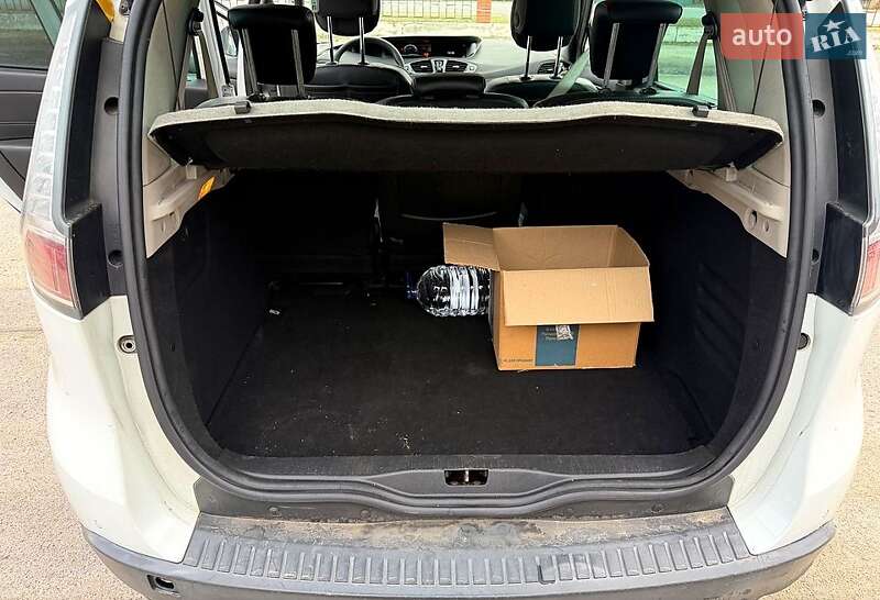 Мінівен Renault Scenic 2014 в Нікополі