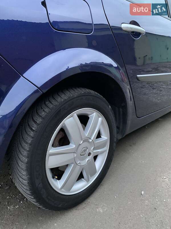 Минивэн Renault Scenic 2005 в Запорожье