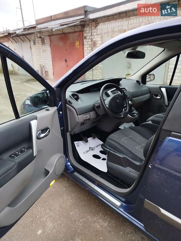 Минивэн Renault Scenic 2005 в Запорожье