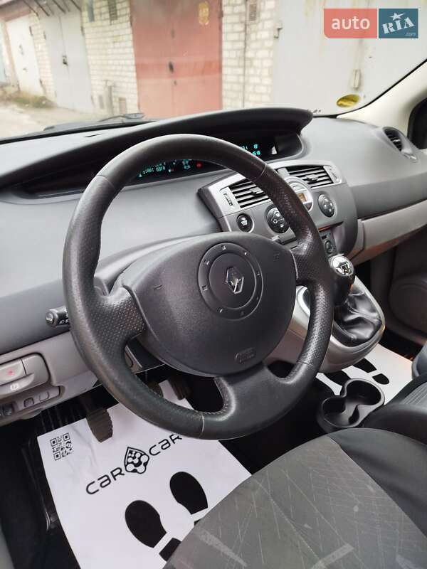Минивэн Renault Scenic 2005 в Запорожье
