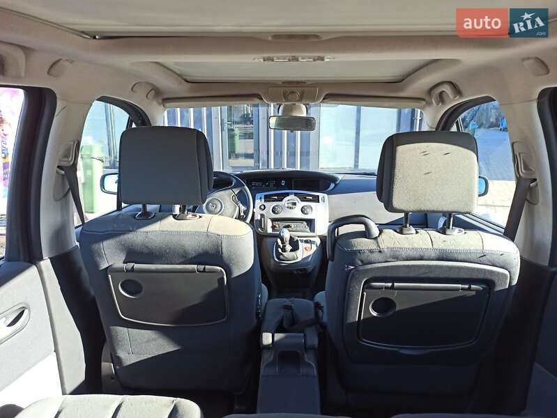 Мінівен Renault Scenic 2008 в Луцьку