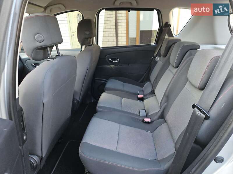 Мінівен Renault Scenic 2013 в Бродах